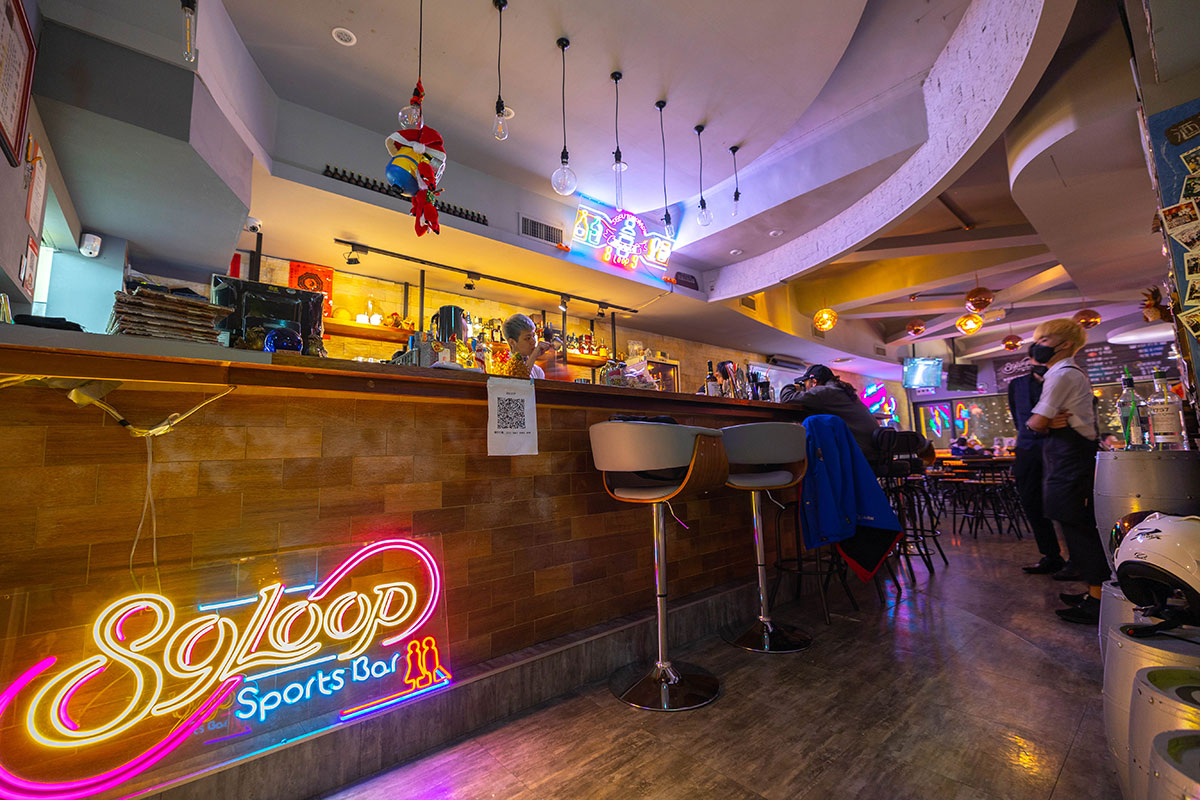 89loop sports bar台北運動酒吧