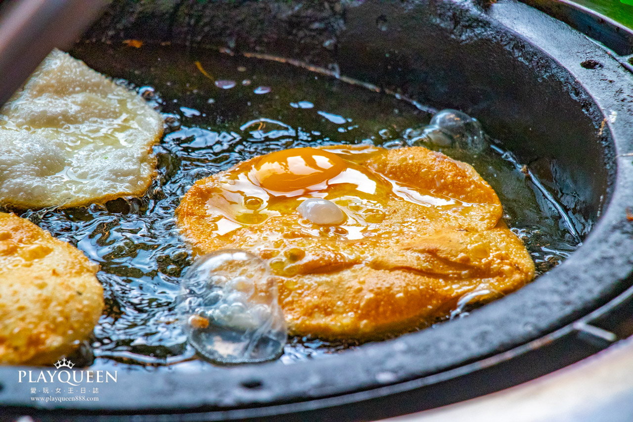 Boom炸蛋蔥油餅台中
