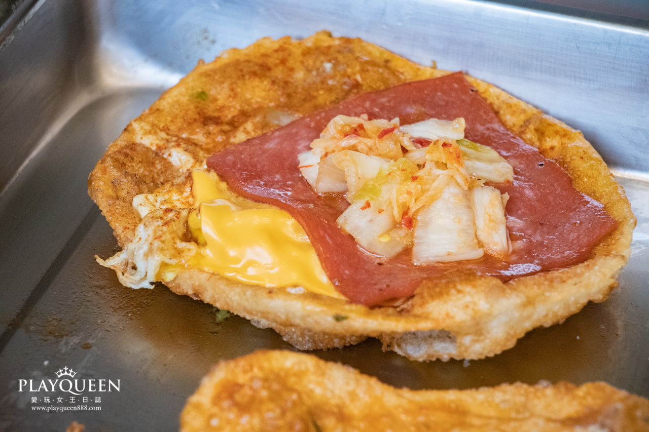 Boom炸蛋蔥油餅台中