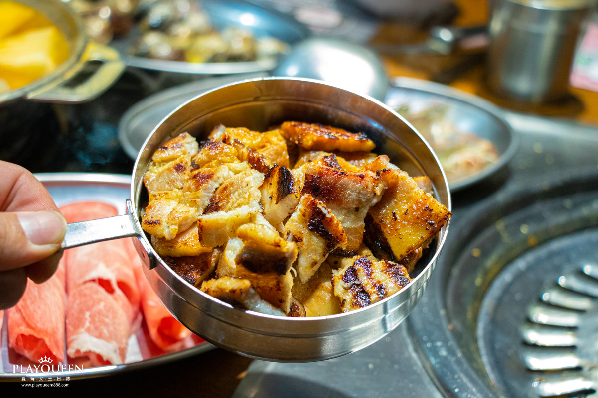 阿豬媽韓式火鍋燒烤吃到飽