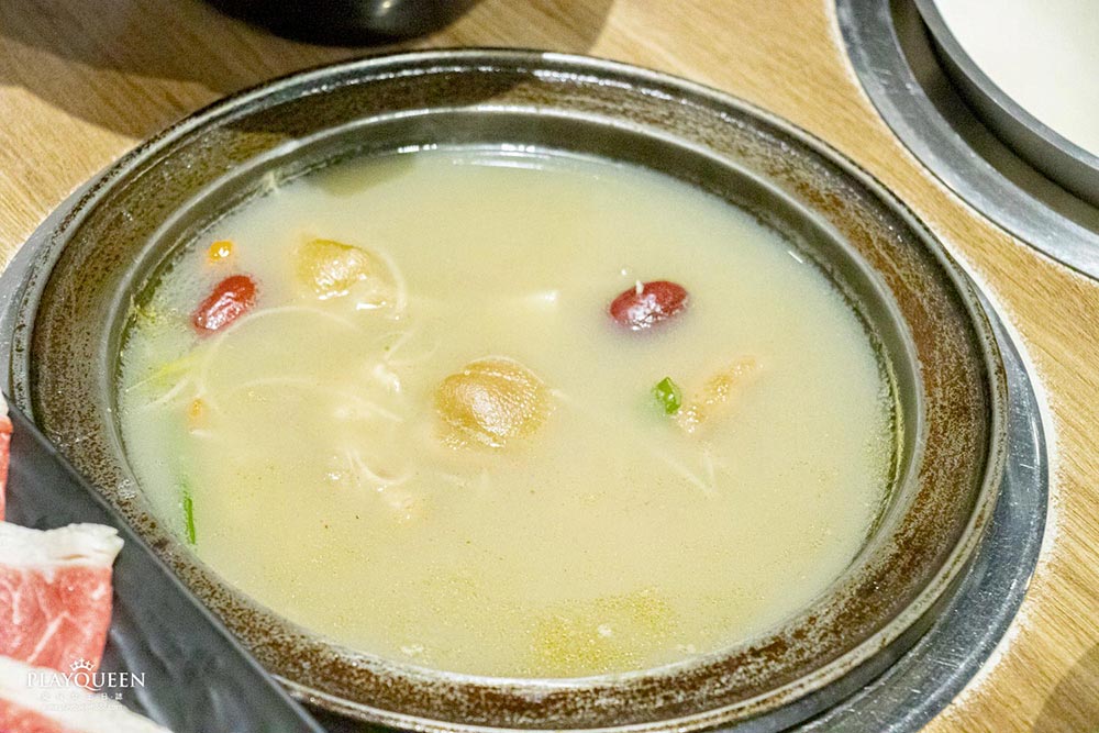 八吋鍋大里總店