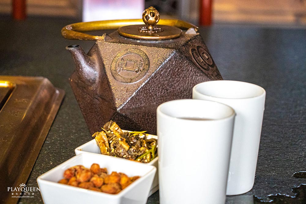 瓦庫麻辣鍋 WOW COOL