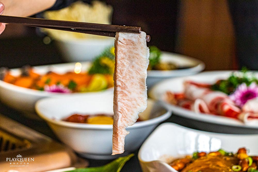 瓦庫麻辣鍋 WOW COOL