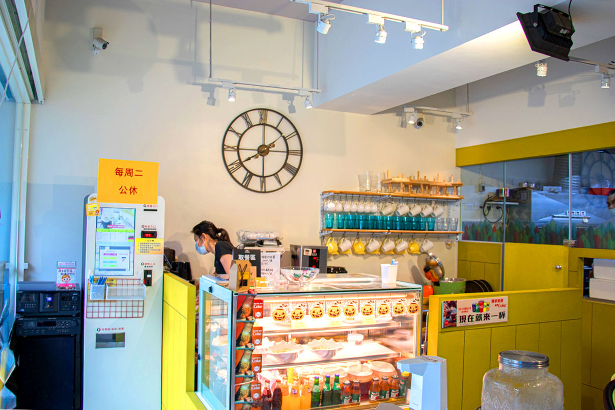 牛奶魚Milk Fish 牛奶魚Milk Fish