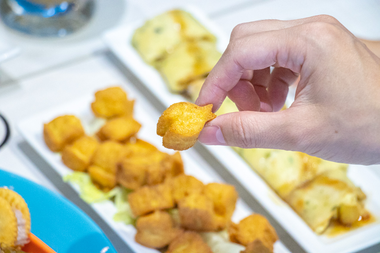 牛奶魚Milk Fish 牛奶魚Milk Fish