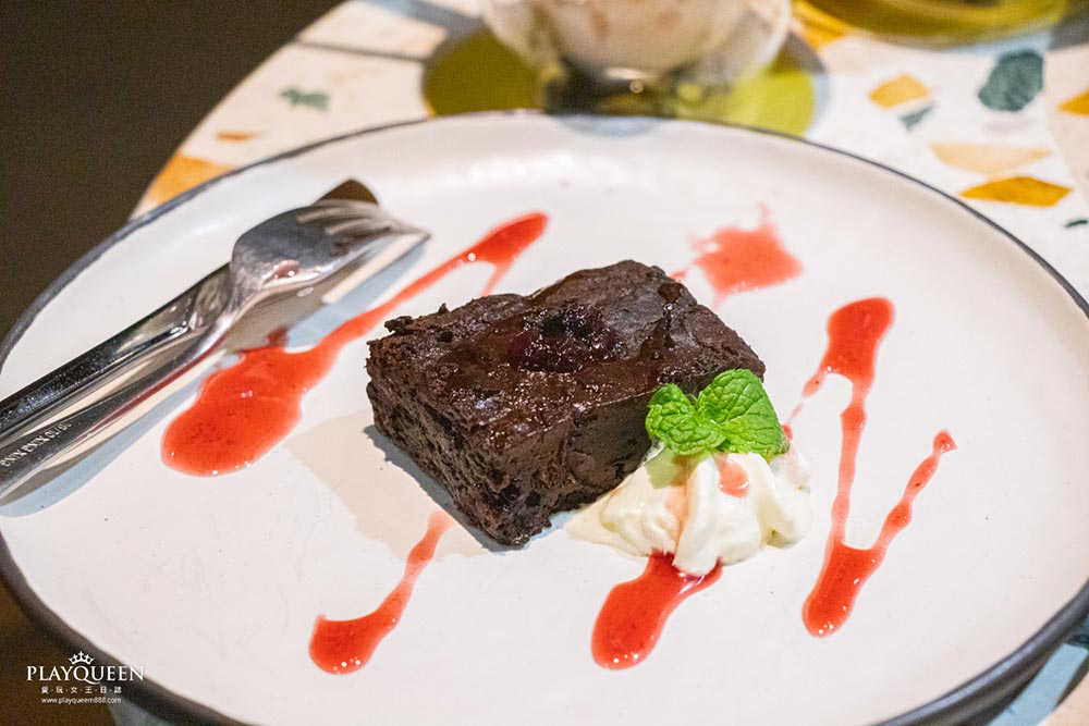 很多咖啡台中篤行店 很多咖啡 台中篤行店