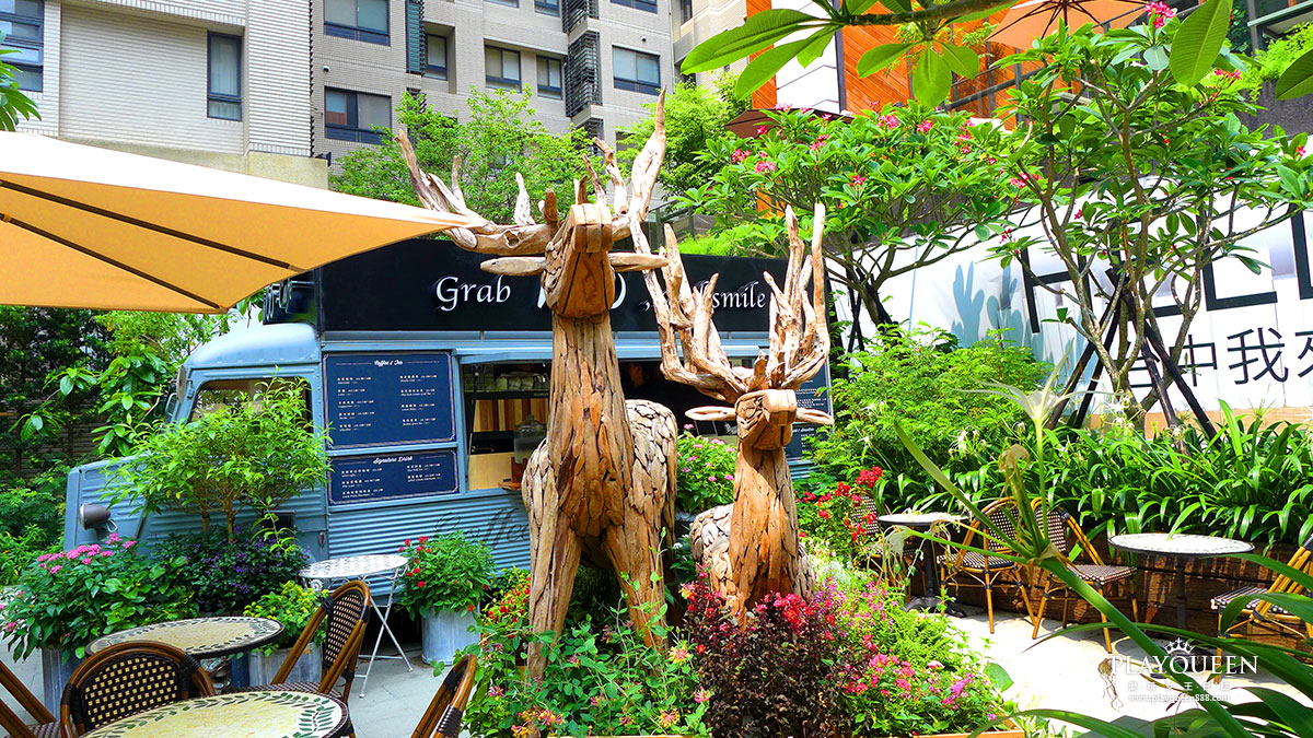 蔦屋書店台中市政店 TSUTAYA BOOKSTORE