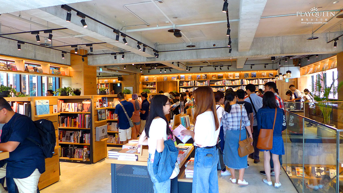 蔦屋書店台中市政店 TSUTAYA BOOKSTORE