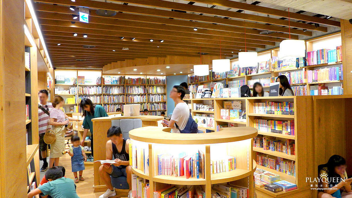 蔦屋書店台中市政店 TSUTAYA BOOKSTORE