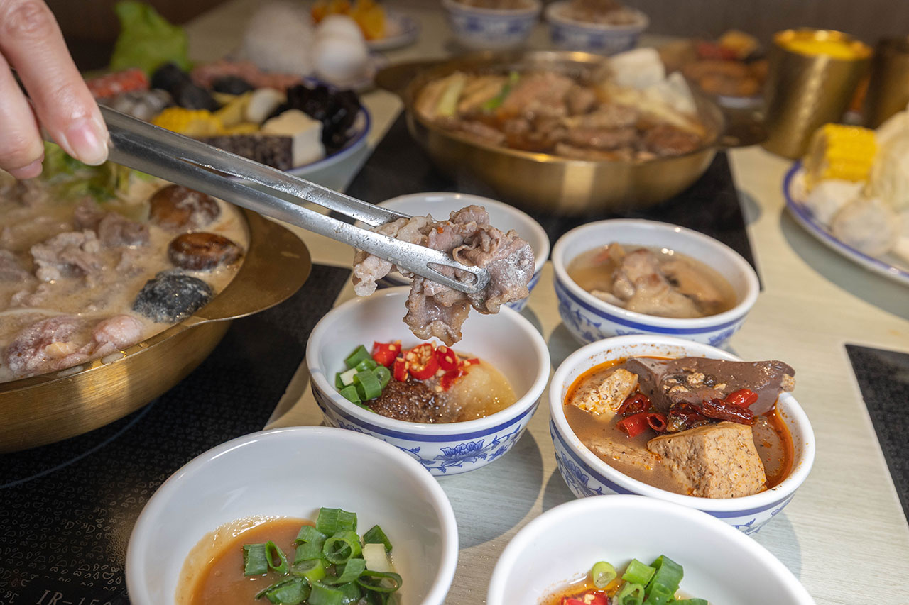 真涮吃到飽火鍋 北大店，新竹肉控必訪399起牛豬雞羊多種肉品無限吃！蔬食炸物飲料冰品自助吧隨你拿，最新2026新竹美食推薦