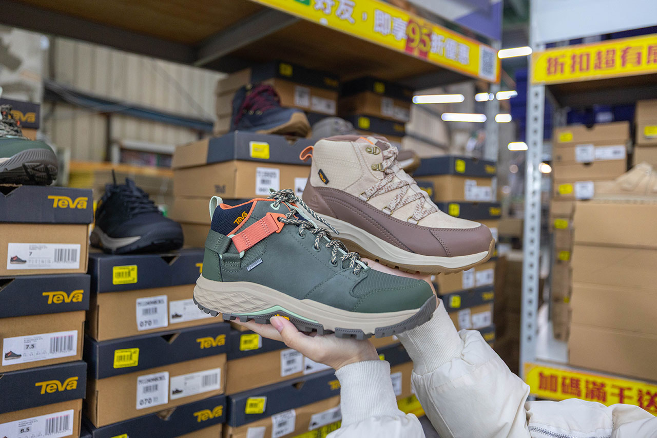 美力運動世界 台中中清特賣會開倉！童鞋、休閒鞋、戶外運動鞋早鳥全館下殺1折起，還有早鳥活動特賣金額再打8折，最新大雅鞋子特賣會報到！