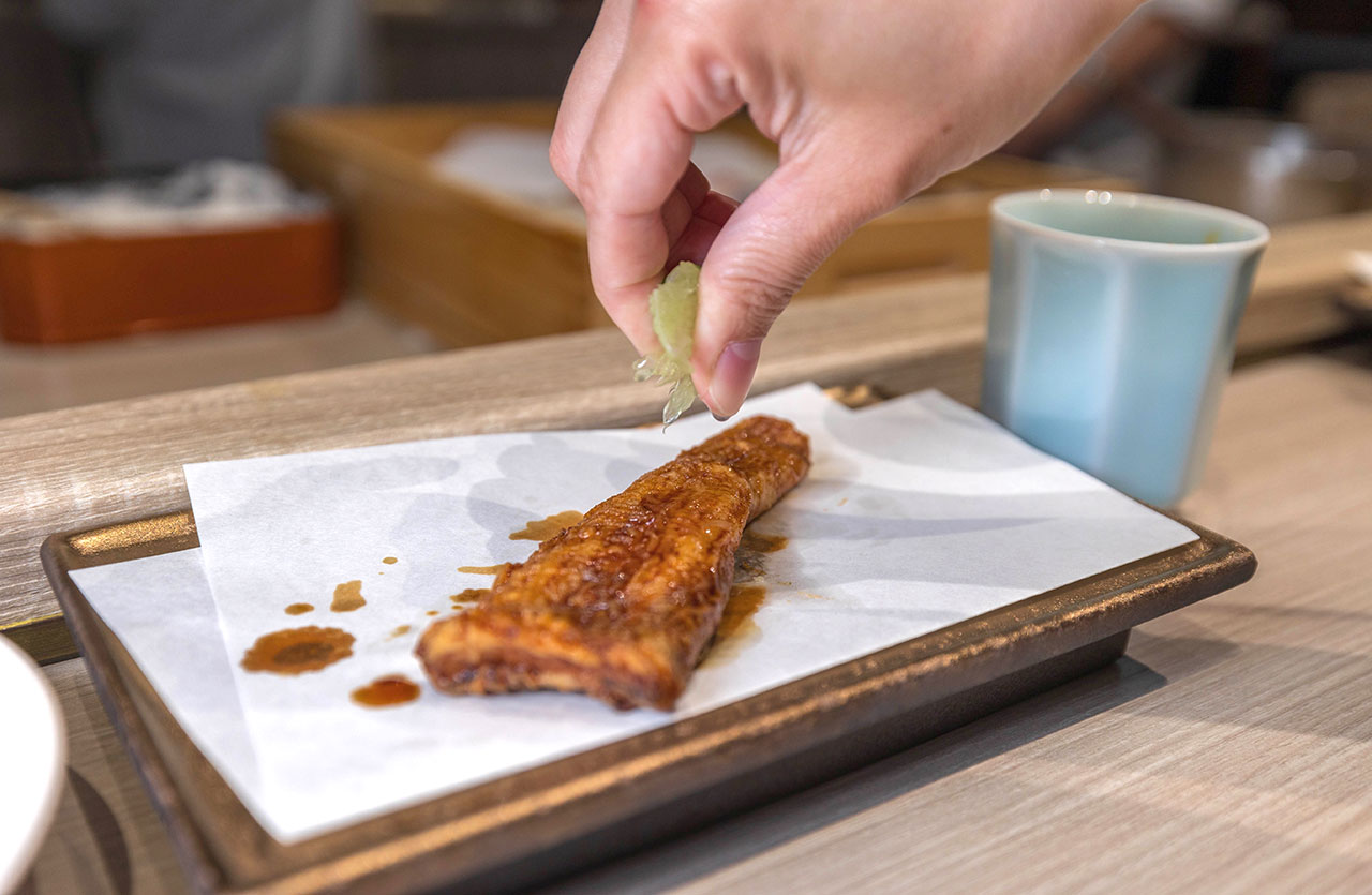 台中無菜單推薦船艙天 料理頂級天婦羅 Omakase 究極盛宴，九州松葉蟹、海膽鮪魚海苔包，最新2026台中北屯區美食推薦