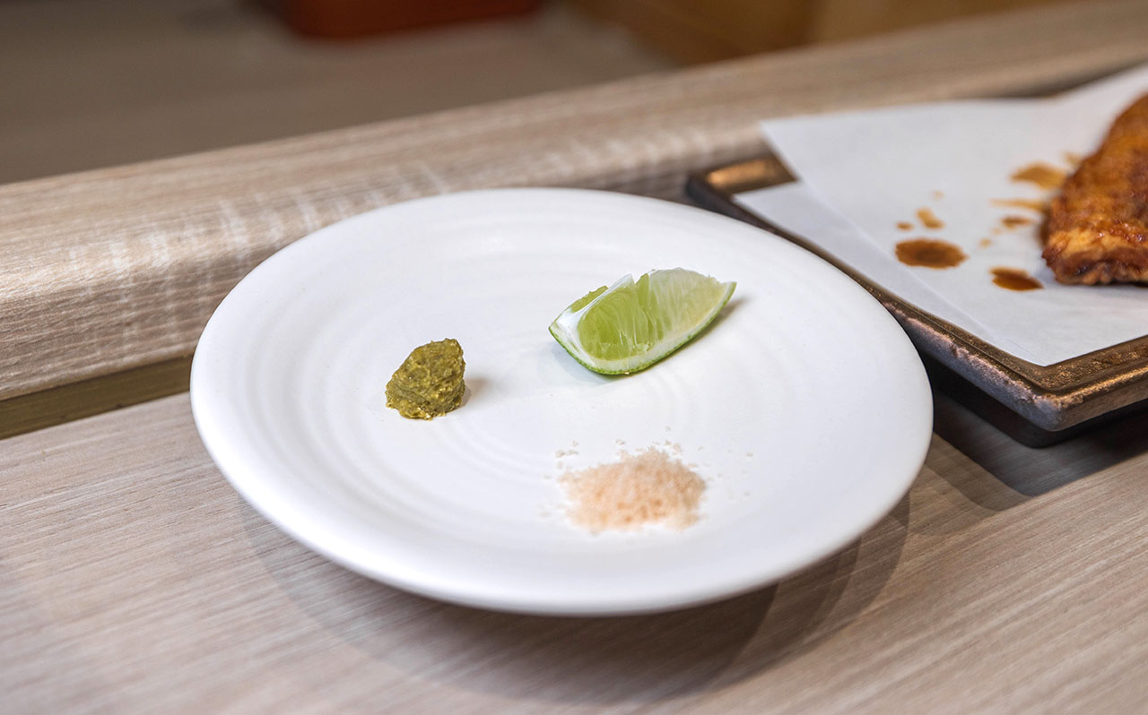 台中無菜單推薦船艙天 料理頂級天婦羅 Omakase 究極盛宴，九州松葉蟹、海膽鮪魚海苔包，最新2026台中北屯區美食推薦