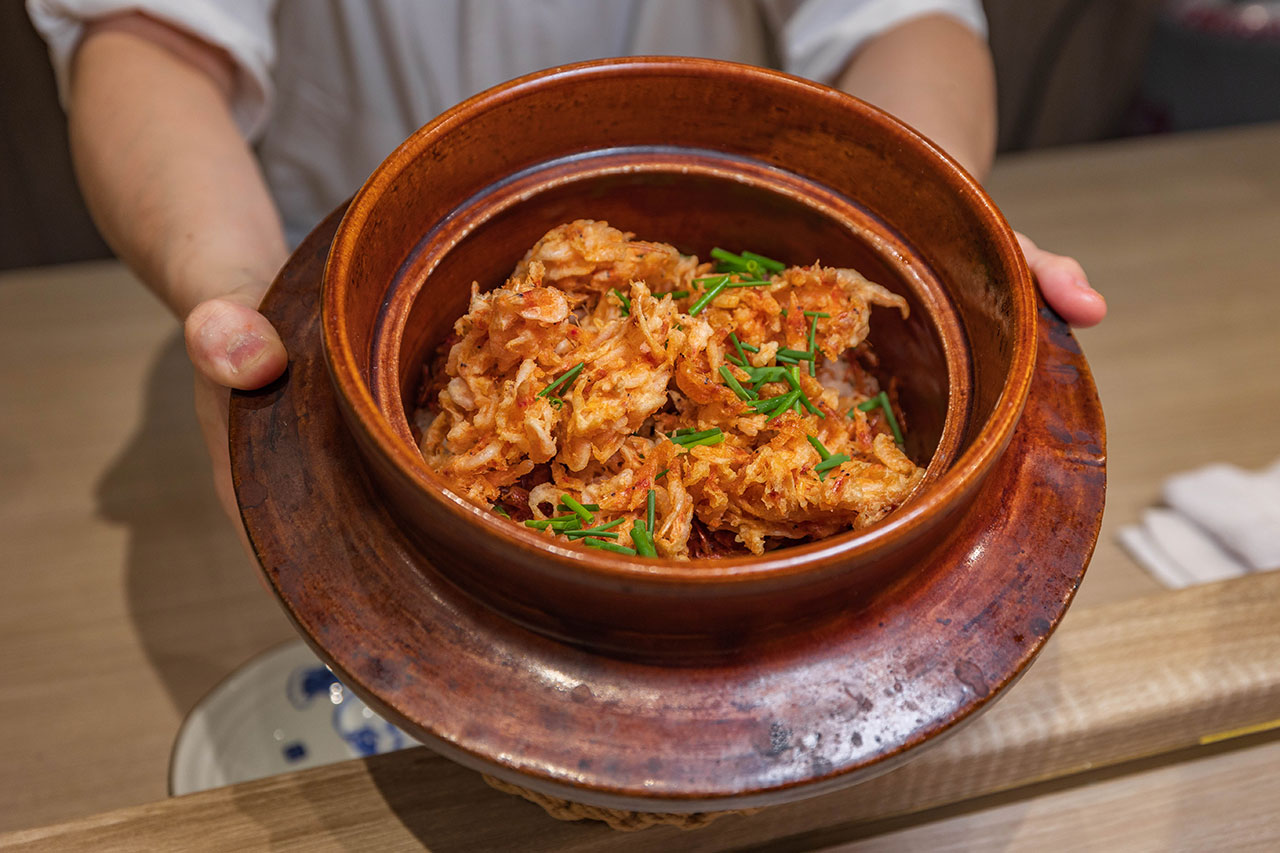 台中無菜單推薦船艙天 料理頂級天婦羅 Omakase 究極盛宴，九州松葉蟹、海膽鮪魚海苔包，最新2026台中北屯區美食推薦