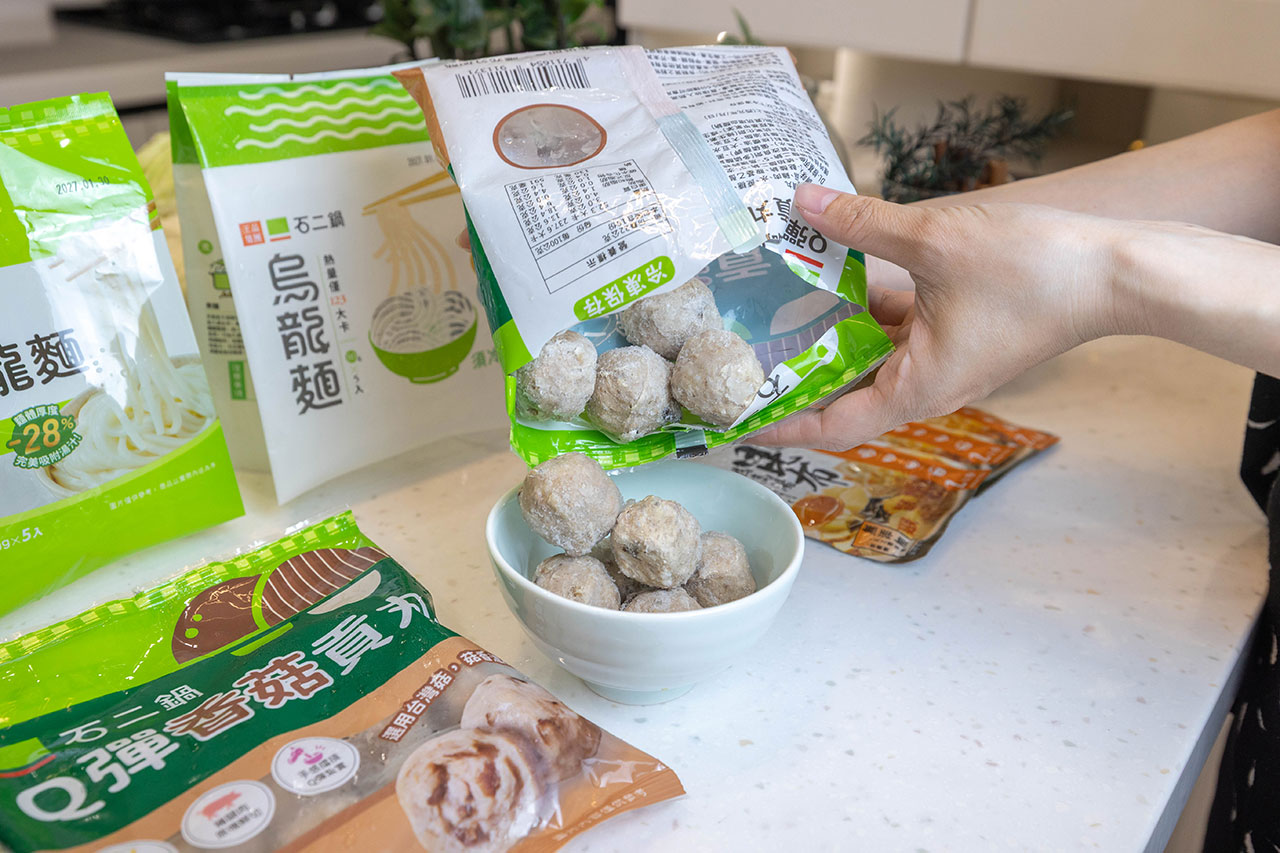 【全聯必買】母親節全家在家吃餐廳級美味！「聚+石二鍋」石二鍋烏龍麵、香菇貢丸，聚北海道昆布熬高湯神級必囤美味單品，5分鐘在家變出五星級溫馨大餐！