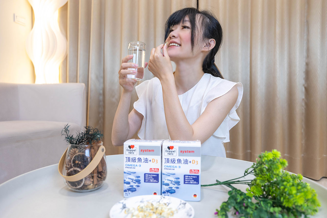 魚油4大廠牌口感評比分享｜德之寶 頂級魚油＋維生素D3、大研生醫 德國魚油軟膠囊、BHK's 88% Omega-3、澳佳寶 迷你濃縮魚油｜2026魚油保養推薦心得
