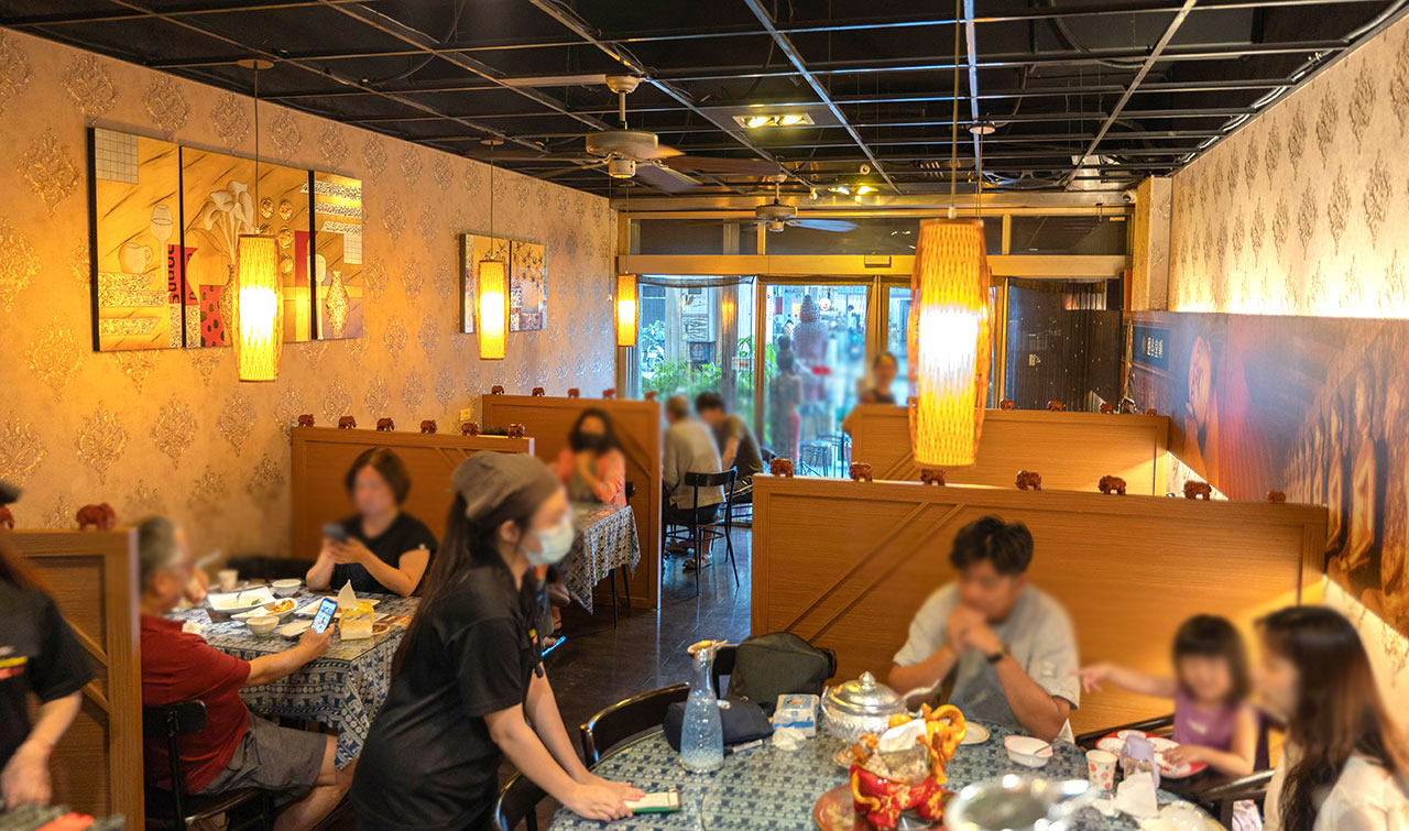 曼谷皇朝泰式料理超平價隱藏版台中泰式合菜！四人套餐竟然只要1750起，月亮蝦餅三味魚多樣泰式美食，2026台中西區美食推薦