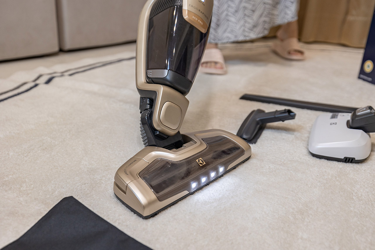 Electrolux伊萊克斯-超級完美管家HEPA吸螨版吸塵器