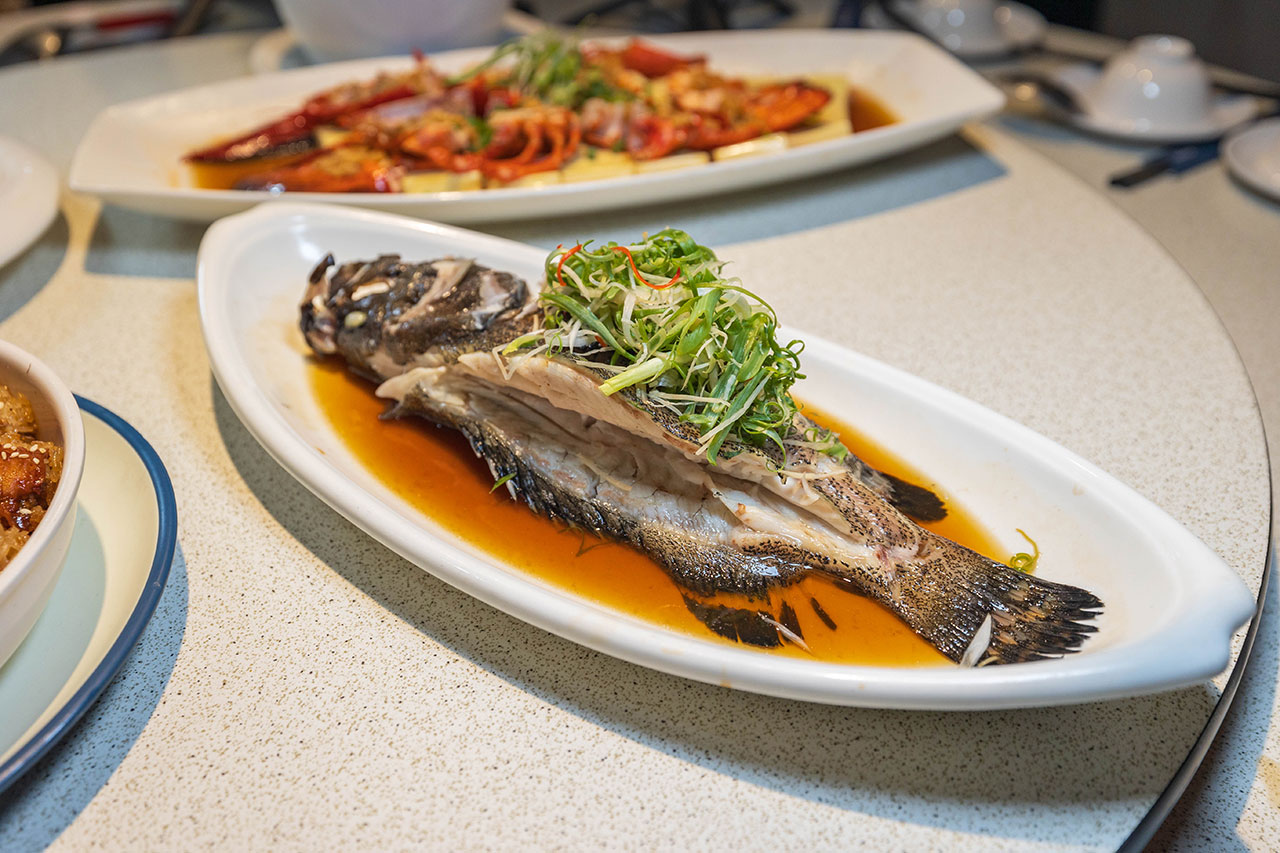 宸軒園粵菜海鮮｜超人氣新北合菜推薦！香港老師傅駐店，原汁原味港式料理，新北人尾牙聚餐必吃新店餐廳推薦，2025新店美食推薦