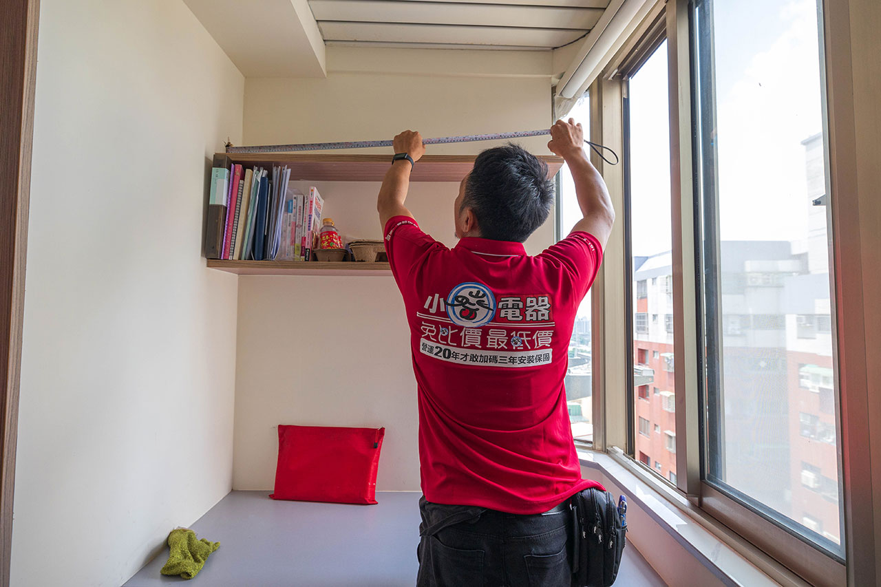 小蔡電器冷氣安裝全紀錄｜防塵保護、走線整齊、裝完還打掃，一條龍服務超貼心台中台北新竹買冷氣推薦＋三年保固加小蔡電器優惠總整理