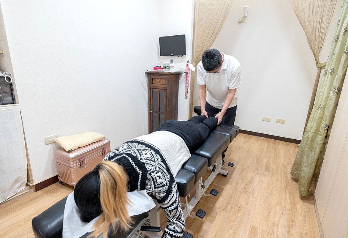 【麗脊完美】台中美式體態平衡、美學導引體驗心得大公開,「卡卡人生」全身舒壓體驗分享! 【麗脊完美】台中美式體態平衡、美學導引體驗心得大公開,「卡卡人生」全身舒壓體驗分享!