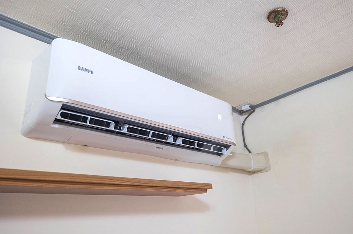 小蔡電器冷氣安裝全紀錄|防塵保護、走線整齊、裝完還打掃,一條龍服務超貼心台中台北新竹買冷氣推薦+三年保固加小蔡電器優惠總整理 小蔡電器冷氣安裝全紀錄|防塵保護、走線整齊、裝完還打掃,一條龍服務超貼心台中台北新竹買冷氣推薦+三年保固加小蔡電器優惠總整理