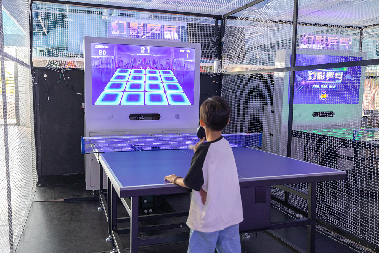 幻影行動｜台中麗寶樂園最新室內遊樂區 ！裸眼10D幻影歷險劇場、鬼屋探險、弓箭射擊，超好玩11項遊戲，讓孩子放電一整天的2026台中后里景點推薦！