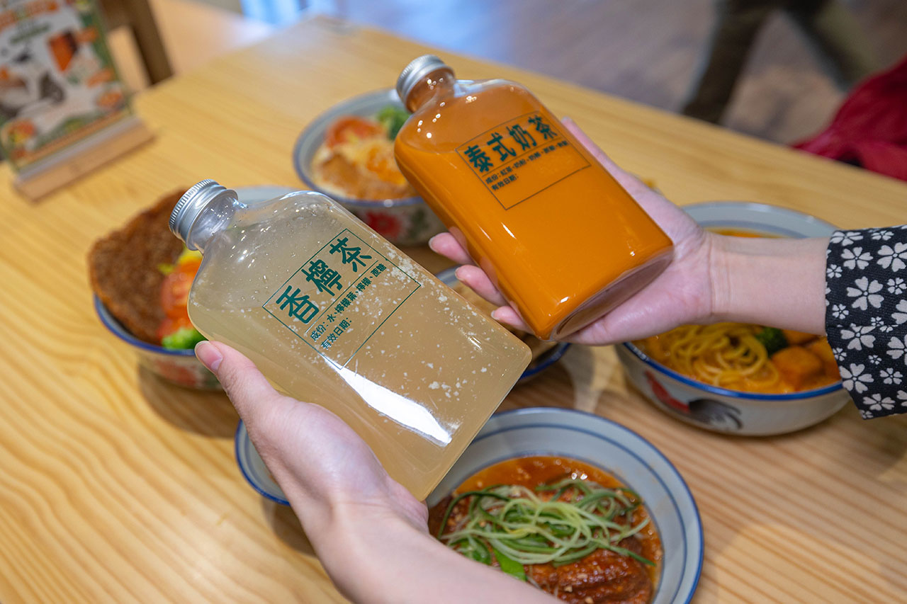 【2026台中北屯美食推薦】熱浪小島南洋蔬食，檳城白咖哩、銷魂排燒飯，自家種植南洋香料風味超頂，連肉食控都會一吃上癮！