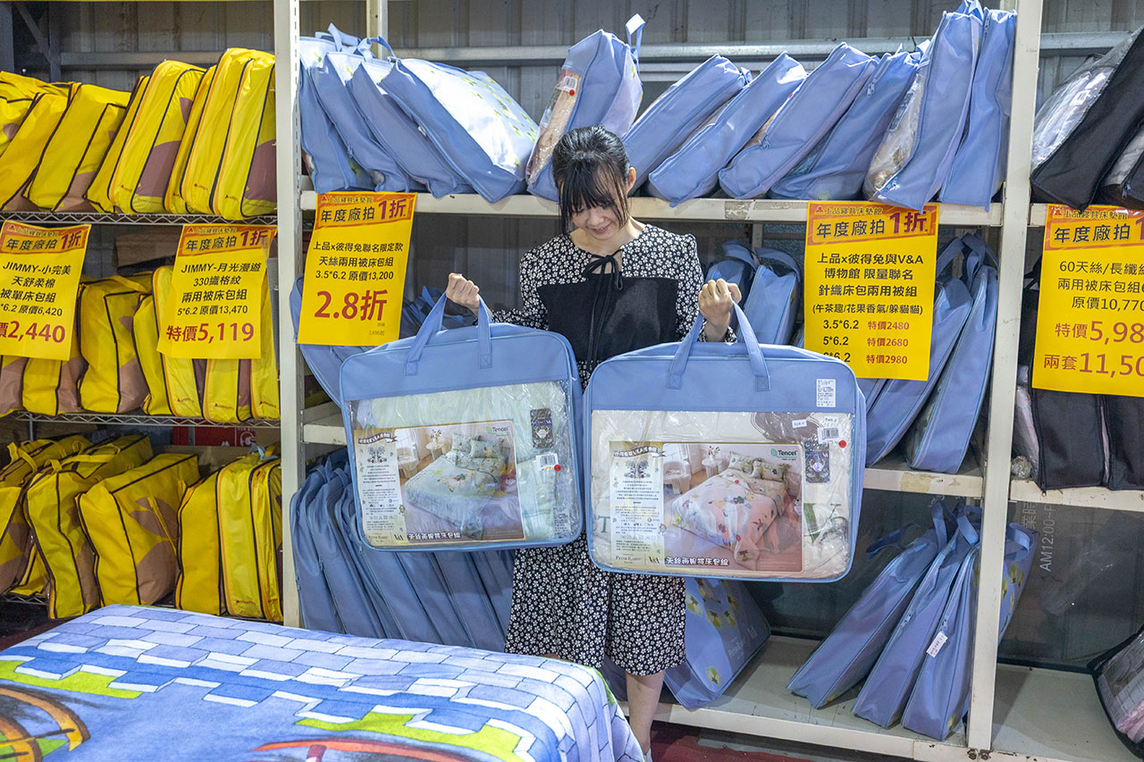 【台中北屯區寢具特賣會】上品寢具年度廠拍殺很大！1折起跳抗通膨，每日超便宜排隊攻略，幾米床包、進口名床手刀搶晚來就沒了!
