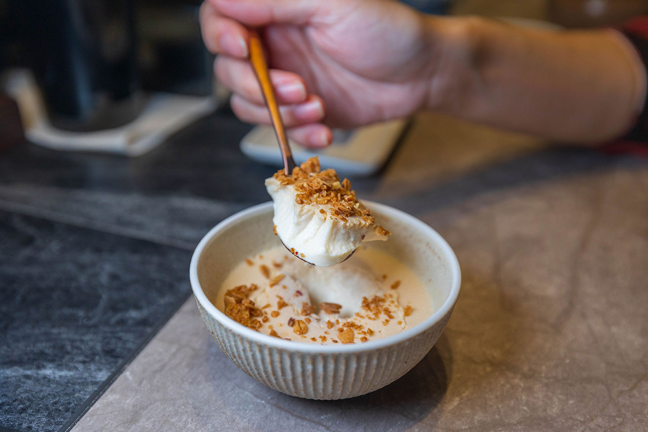 跃.YueFire直火小料理（躍）獨家直火炭燒！吃日本料理像看煙火秀，最新台中無菜單料理推薦！宵夜也能吃 2026 台中逢甲美食推薦