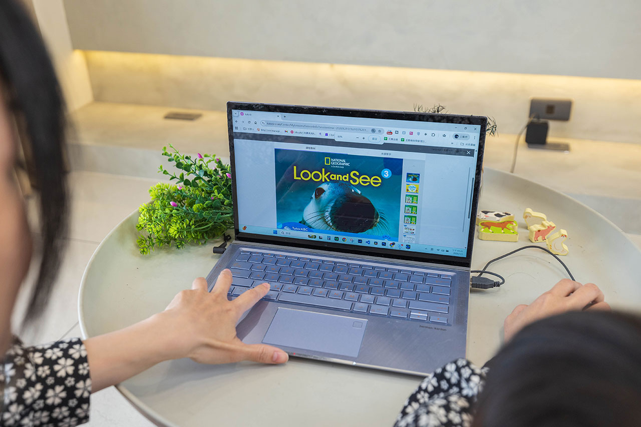 兒童英文啟蒙秘訣！TutorABC Kids 國家地理雜誌教材，唱跳帶動教學讓4-6歲兒童愛上的兒童英文課程推薦！