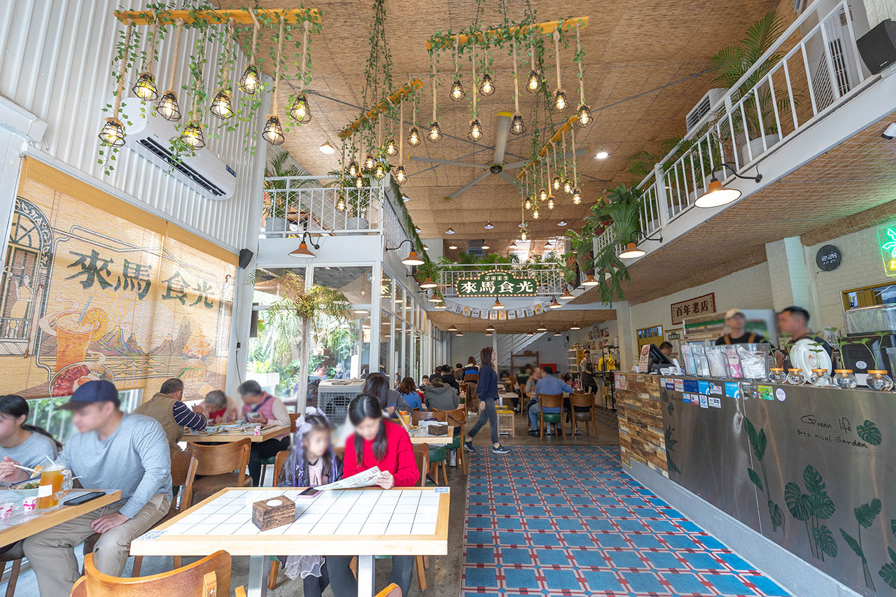 來馬食光｜苗栗親子餐廳推薦，超豐盛南洋料理冬季限定鍋物，南洋甜點下午茶美食吃到爽，2026頭份火鍋推薦！