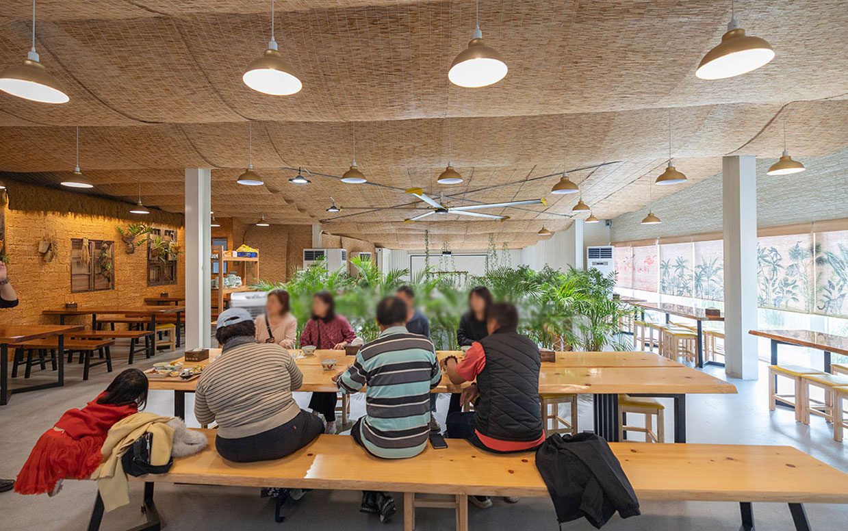 來馬食光｜苗栗親子餐廳推薦，超豐盛南洋料理冬季限定鍋物，南洋甜點下午茶美食吃到爽，2026頭份火鍋推薦！