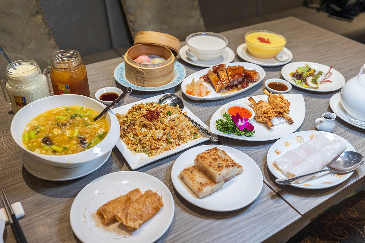 瀚熙軒茶餐廳｜新天地美食與西洋博物館藝境時光之旅：2026台中東區美食推薦！結合千件歐洲古董與創意港式飲茶的台中隱藏版聚餐首選