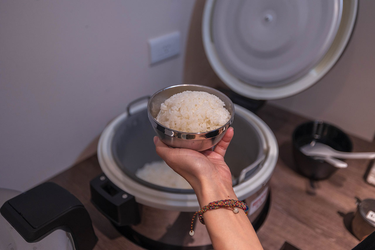 【台中北區美食】「駒澤屋壽喜燒」正宗關西風壽喜燒，台中科博館健行路無限蔬食吃到飽，宮崎A5和牛、博多牛腸鍋夜貓族必吃台中美食！