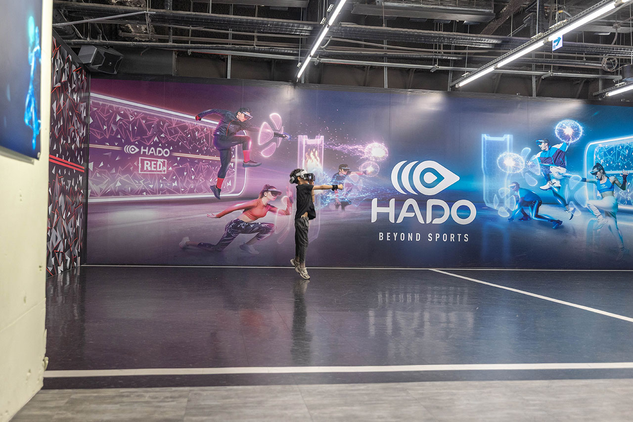 【2026台中景點】鬪次元科技運動：HADO AR電子躲避球挑戰最強台中室內聚會團建運動！好鬪格子超好玩反應力+智力的雙重考驗，台中西區景點推薦