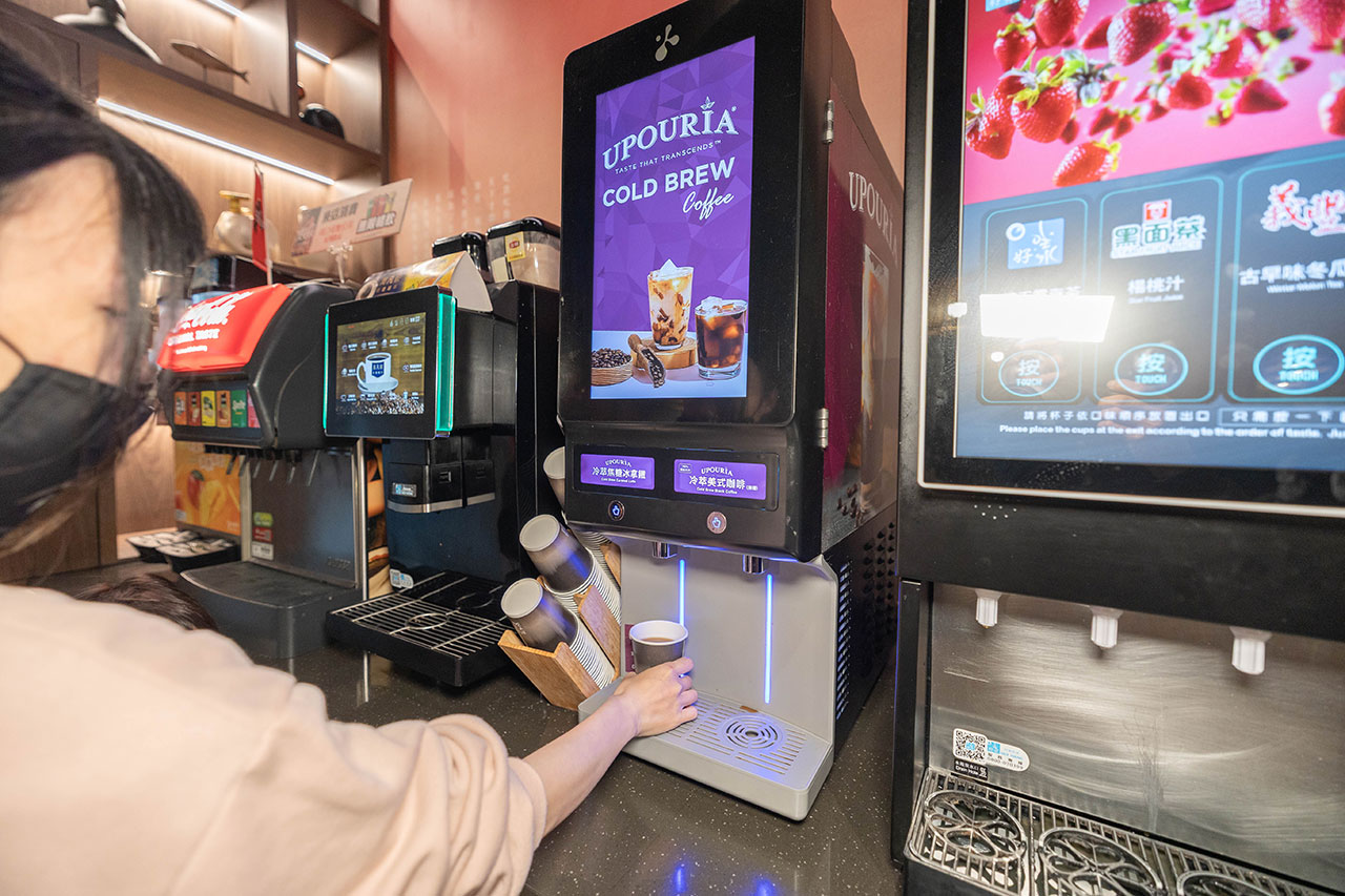 尚石苑石頭火鍋太平店｜台中超推火鍋吃到飽40種配料無限自助吧，台味特色美食滷肉飯、麵線糊、牛肉丼多種美食吃到爽，2026台中太平美食推薦