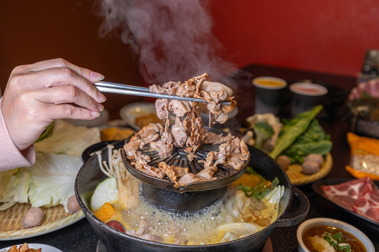 尚石苑石頭火鍋太平店｜台中超推火鍋吃到飽40種配料無限自助吧，台味特色美食滷肉飯、麵線糊、牛肉丼多種美食吃到爽，2026台中太平美食推薦