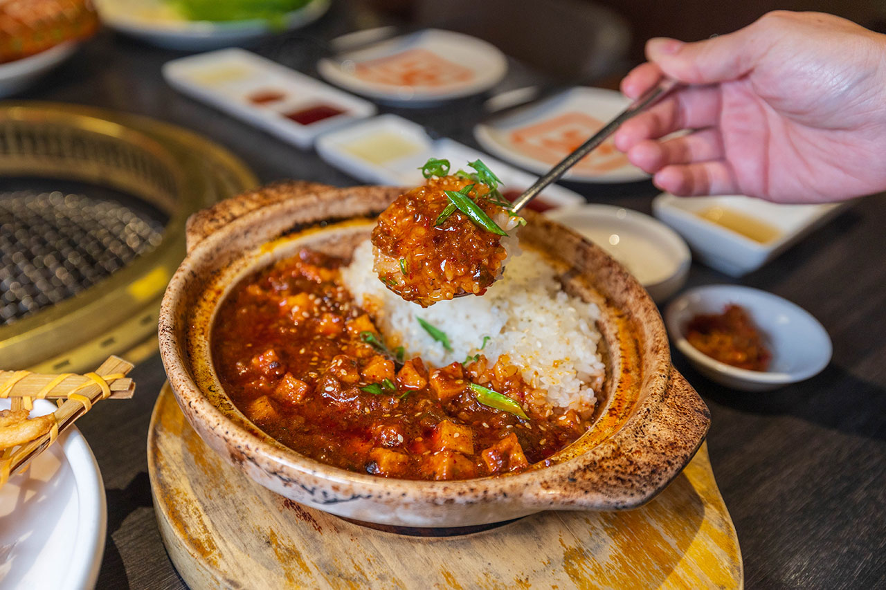火火燒肉販賣所台中公益店｜台中超高4.9分評價燒肉，台中寵物友善燒肉餐廳推薦，一番賞、巨無霸飲品，超多慶生好禮拿到滿，台中市南屯區美食推薦