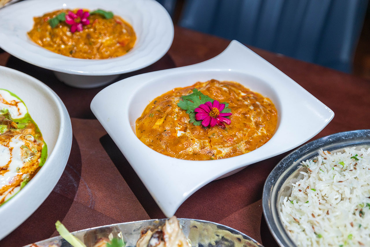 活力印度餐廳 台中健行店 HOLI Indian，不用出國就可以吃到超正宗印度料理！爆漿脆球、咖哩餃沙拉、印式芒果優格2026台中科博館美食推薦