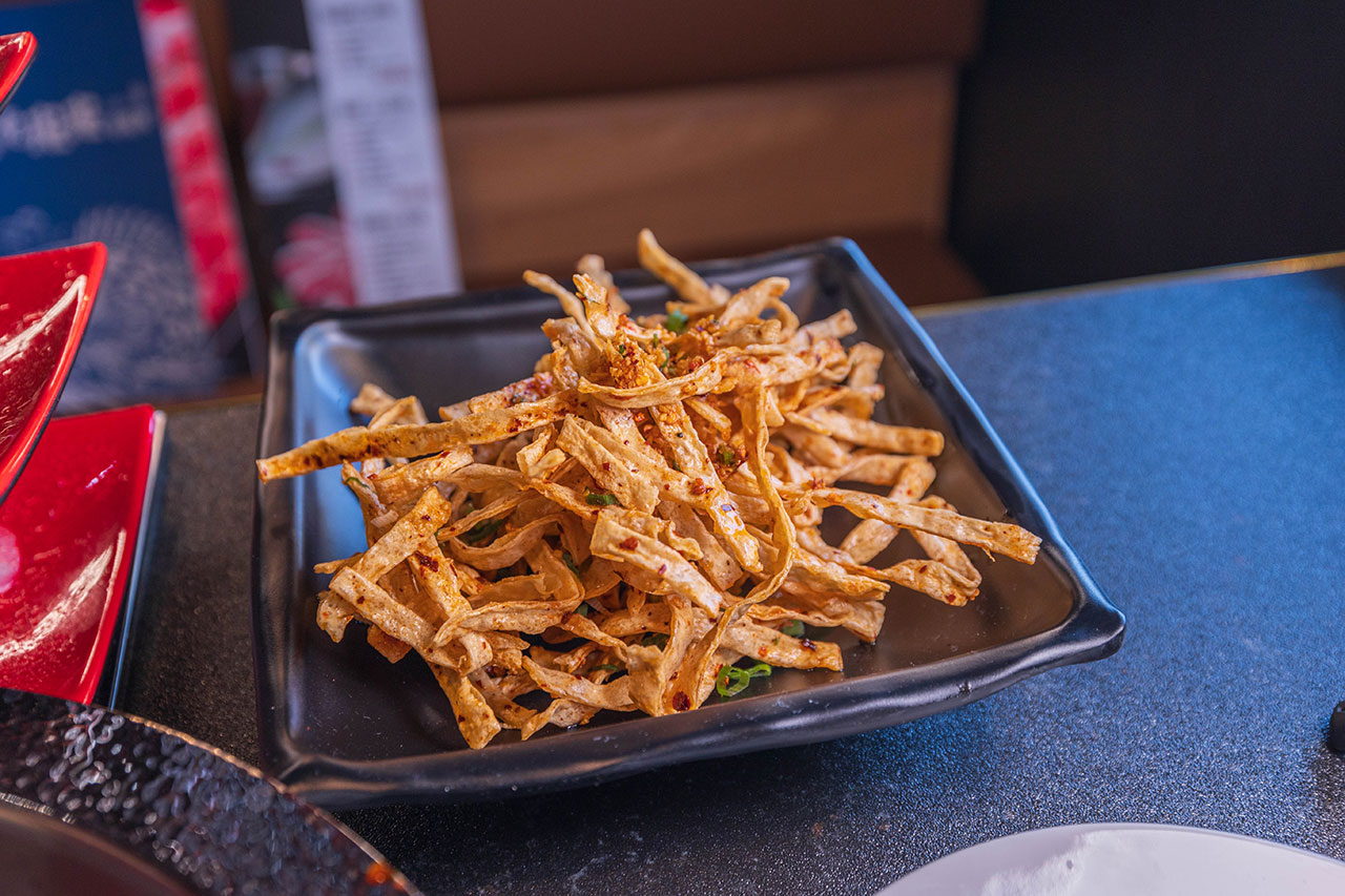 【2026台中火鍋推薦】老虎斑斑·赤斑涮｜全台首創石斑魚火鍋專賣！燜製清油鴛鴦鍋麻辣湯鮮魚湯，最新台中北屯火鍋新店報到！