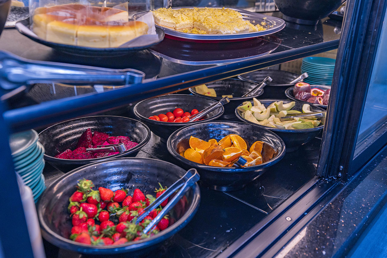 一個圓鍋｜台南超狂499起吃到飽火鍋，牛豬雞海鮮甜點剉冰近80樣自助吧美食，讓你一次吃到飽2026台南美食推薦