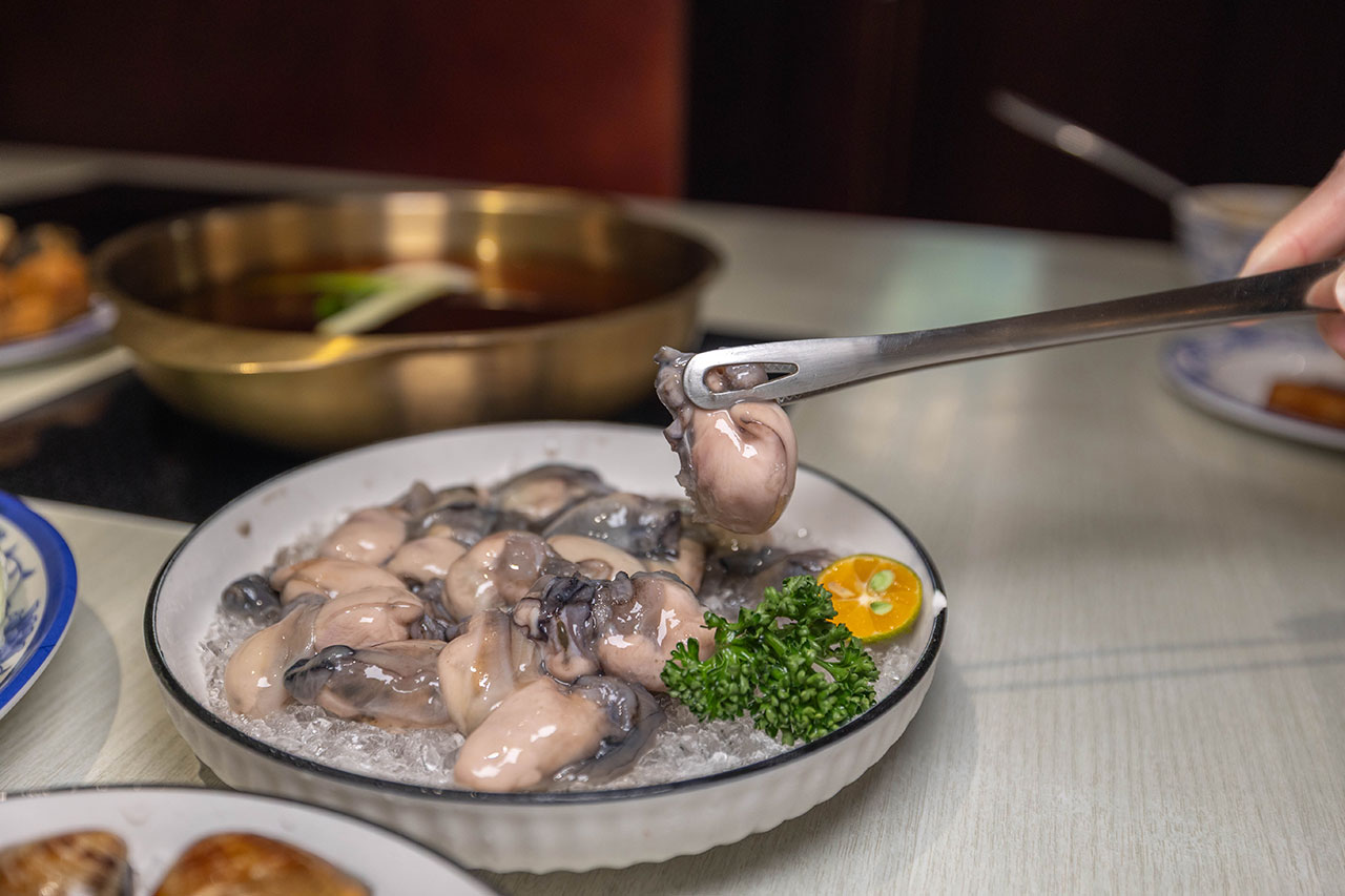 真涮吃到飽火鍋 北大店，新竹肉控必訪399起牛豬雞羊多種肉品無限吃！蔬食炸物飲料冰品自助吧隨你拿，最新2026新竹美食推薦