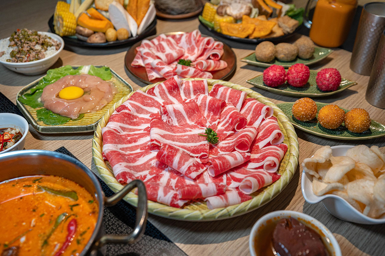 鍋泰暖 大里店，台中吃到飽泰式南洋火鍋，超強生日禮幾歲生日送幾片肉！夏日火鍋首選328起，台中大里美食推薦