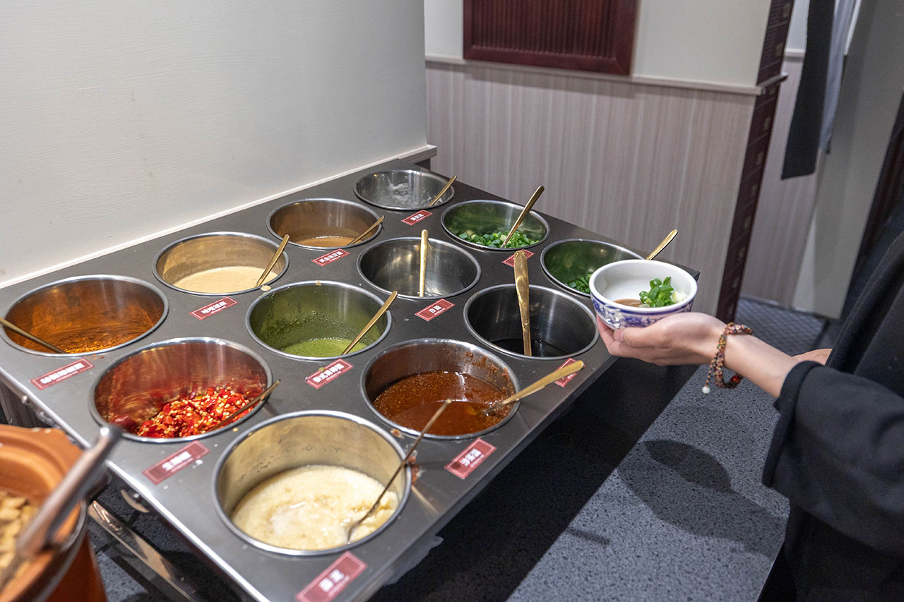 真涮吃到飽火鍋 北大店，新竹肉控必訪399起牛豬雞羊多種肉品無限吃！蔬食炸物飲料冰品自助吧隨你拿，最新2026新竹美食推薦