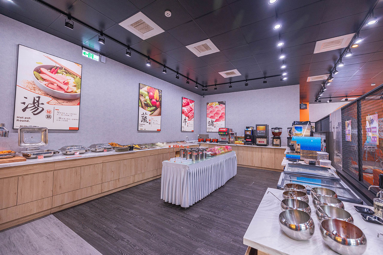 一個圓鍋｜台南超狂499起吃到飽火鍋，牛豬雞海鮮甜點剉冰近80樣自助吧美食，讓你一次吃到飽2026台南美食推薦