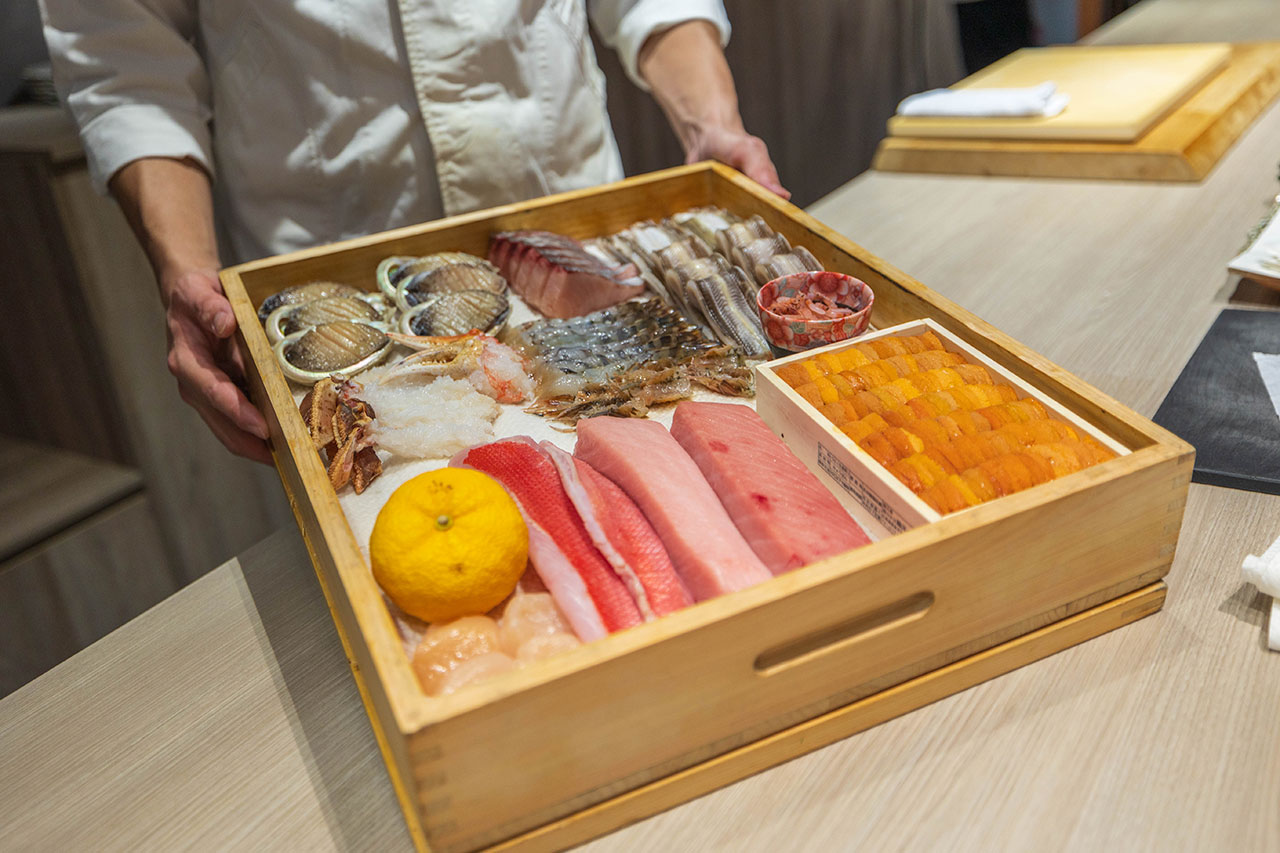 台中無菜單推薦船艙天 料理頂級天婦羅 Omakase 究極盛宴，九州松葉蟹、海膽鮪魚海苔包，最新2026台中北屯區美食推薦