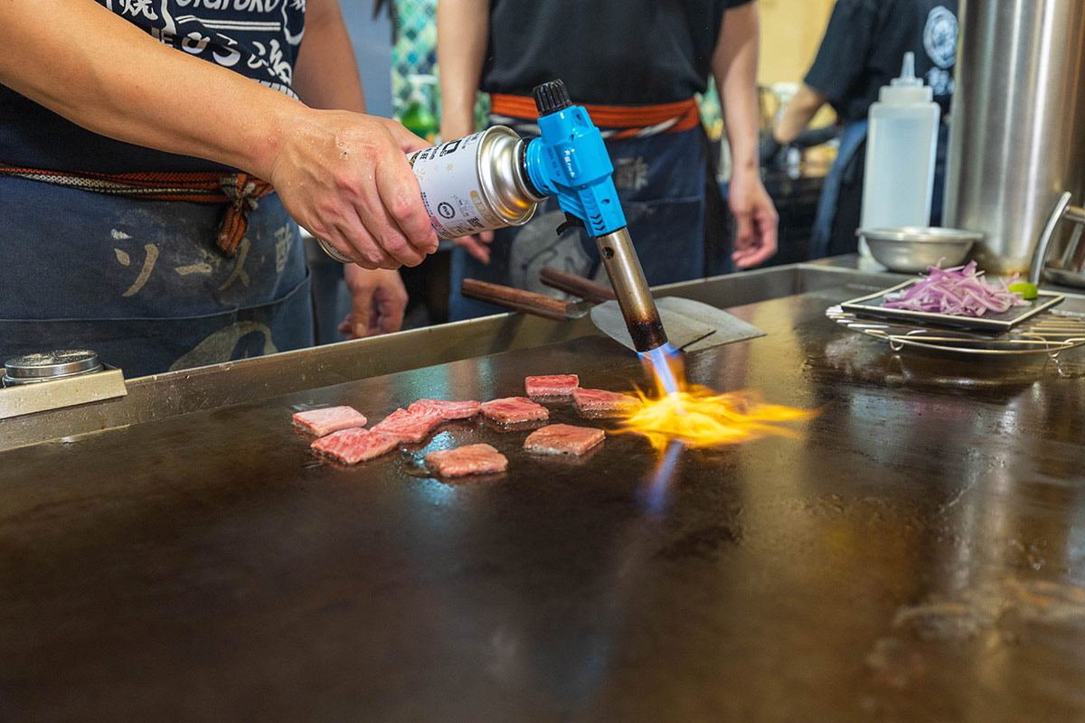 2025台中東區美食推薦｜友鐵廣島燒｜台中火車站美食推薦｜台中東區日本料理推薦